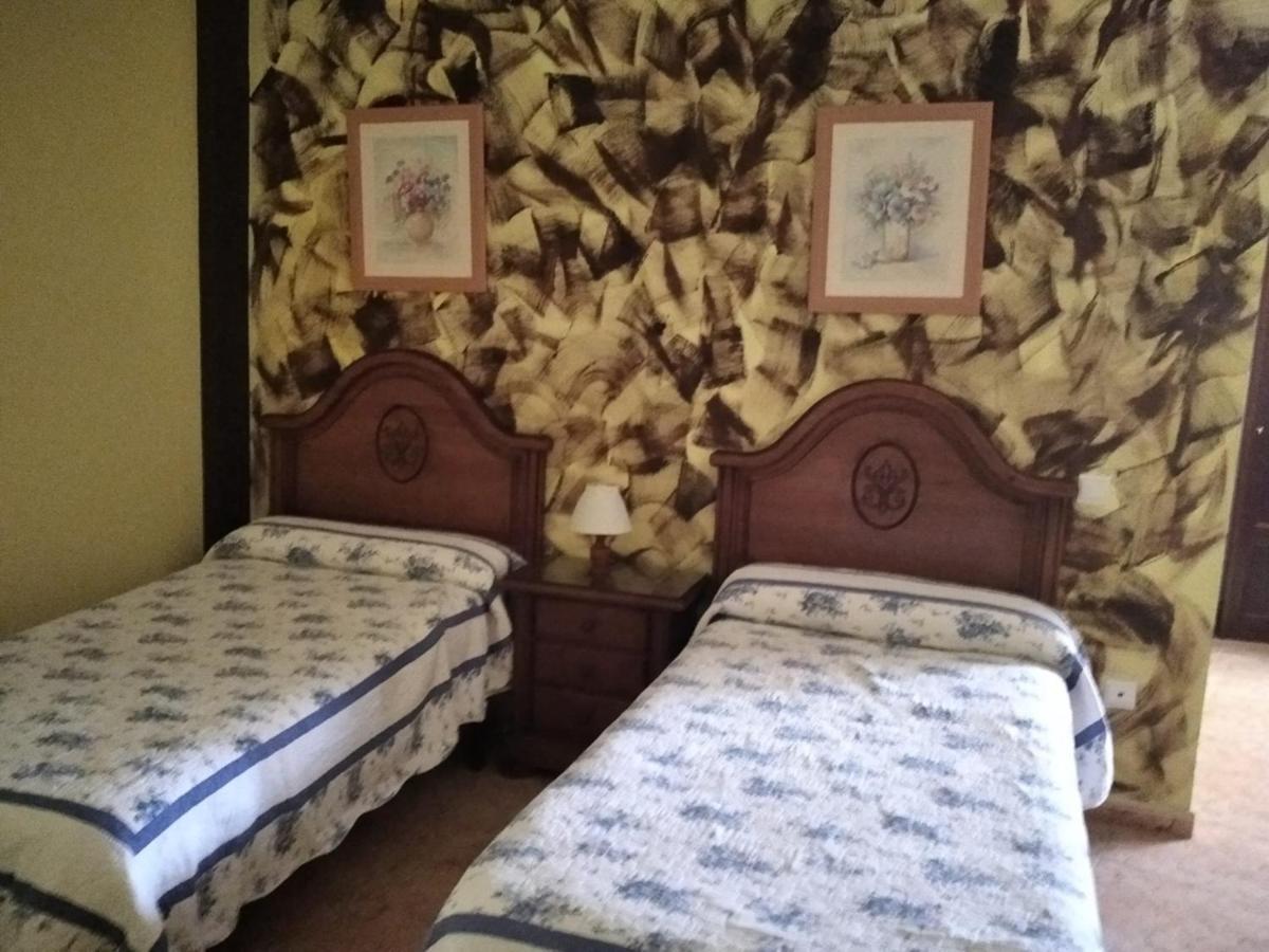 Pension Vega De Pas Comillas Εξωτερικό φωτογραφία